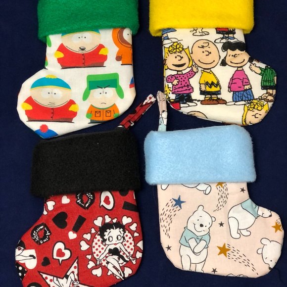 pick 4 Gift Card Money Socks sleeve Harry Potter Star Wars Disney Ornament - Picture 9 of 16